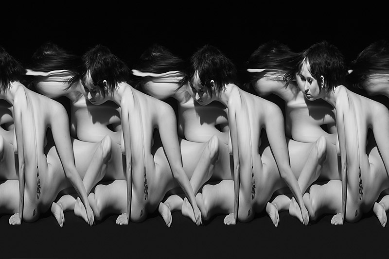 nude female form slitscan cubism woman black and white gray grey shoulder tattoo twist turn wrap around 360 bizarre time temporal form