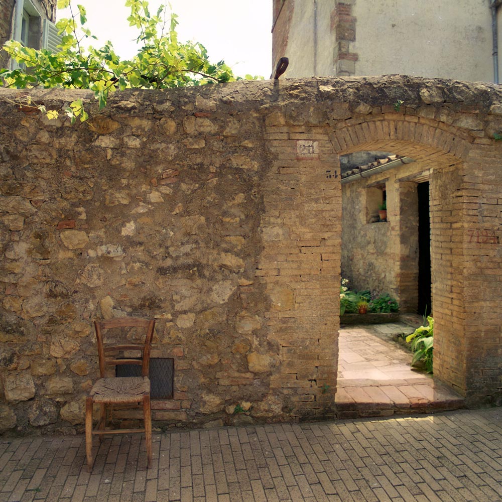 walls doors chairs italy italian